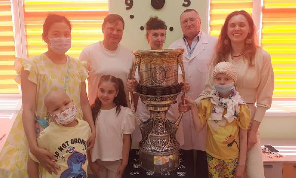 Александр Кожевников: «Вам интересны Галлан и Хартли, мне – Карпин с «Юниором» и Курьянов у детей в Омске» 